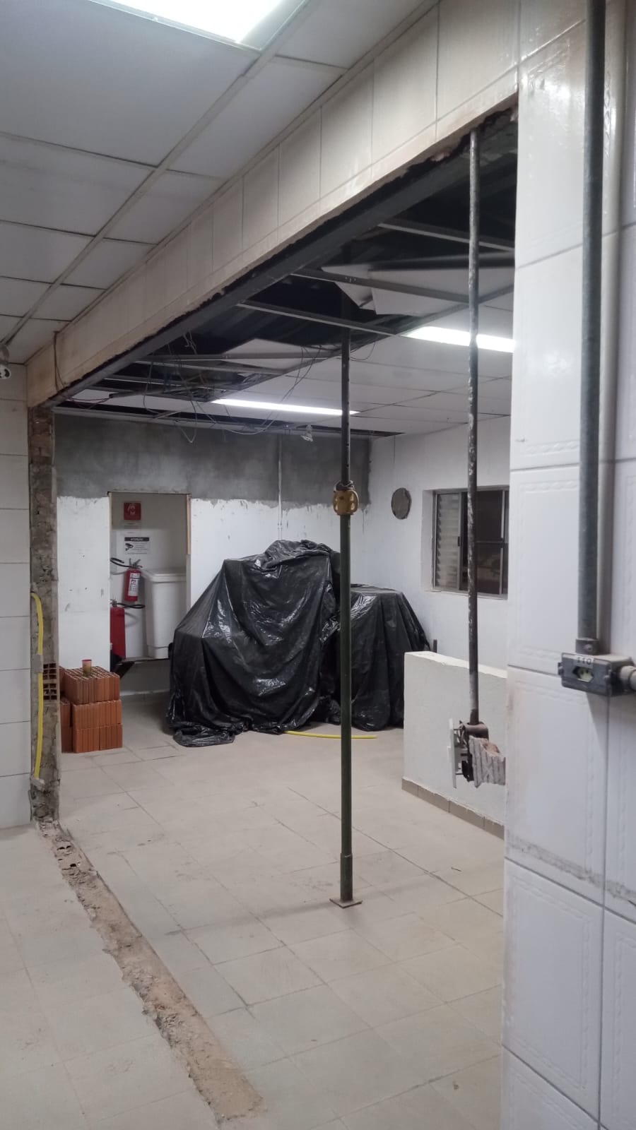 Obra InfraHard — registro 90