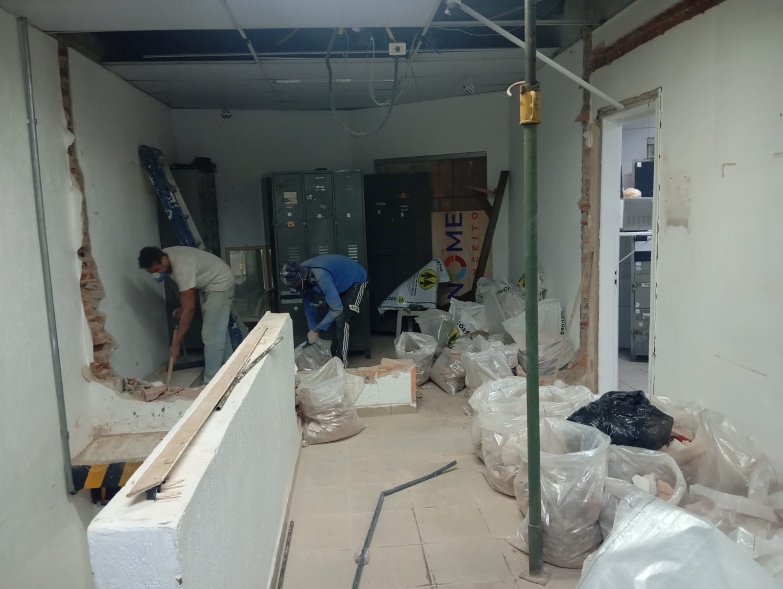 Obra InfraHard — registro 98