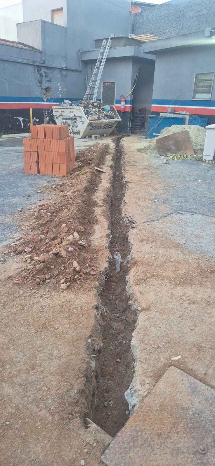 Obra InfraHard — registro 111